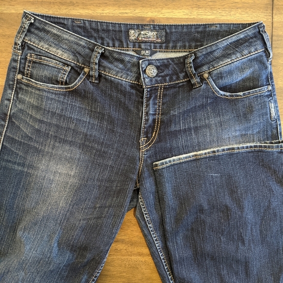 Silver Jeans - Picture 2 of 2